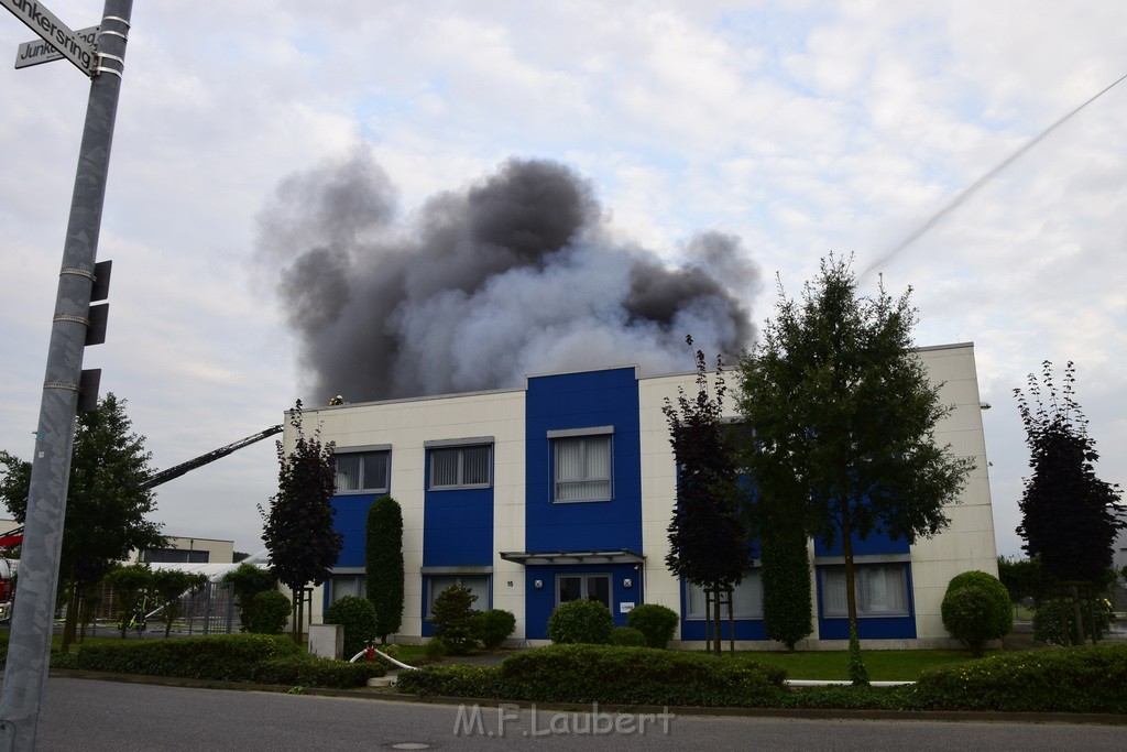 Grossbrand Halle Troisdorf Kriegsdorf Junkersring P063.JPG - Miklos Laubert